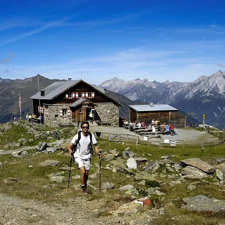 公寓 圣卢卡斯公寓式旅馆 *